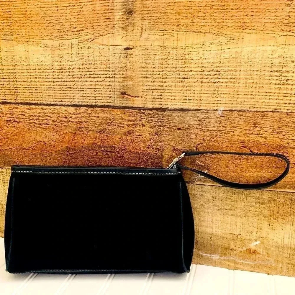 Cole Haan nwot pet